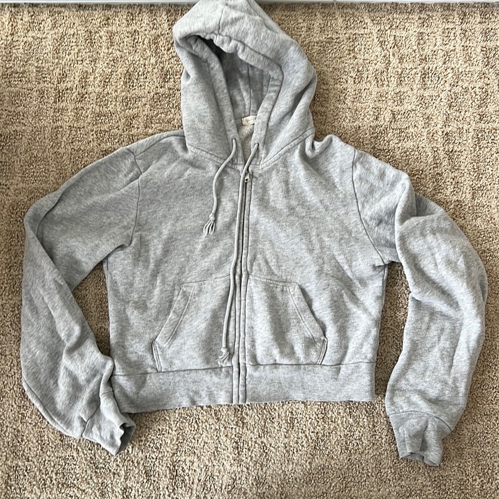 Brandy Melville cropped sweatshirt